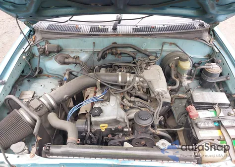 1996 Toyota Tacoma Xtracab из США, поврежденный, VIN 4TAVL52N7TZ110011